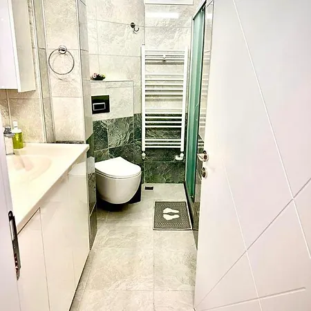 Abaa Yakamoz * 库萨达斯